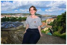 Jehanne Feildel null